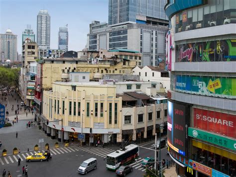 汝城哪個酒店好，不妨考慮一下汝城的歷史文化背景與現代化設施如何結合？